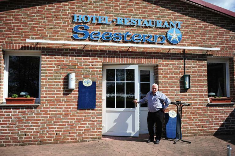 Gasthaus Zum Seestern Hotel Ravensbruck Ngoại thất bức ảnh